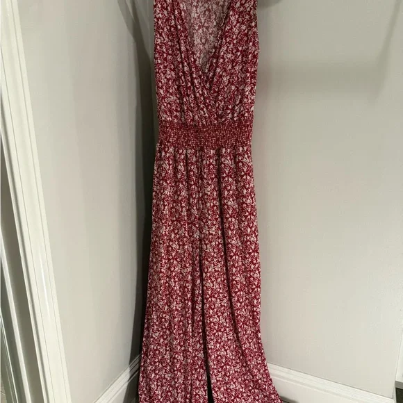 3/$10 🛒🛍️ Lush Red & Cream Floral V-Neck Sleeveless Jumper - Size Small - Picture 3 of 4